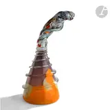 Vulcano, 1990 Flacon en verre soufflé dans les tons orange et violet, entouré d’un cordon de verre transparent appliqué à chaud, surmonté d’un imposant bouchon by Anthony Guibe, Papier de verre - Salon d’Art contemporain de Rouen, juillet-août, sold Sep 2022