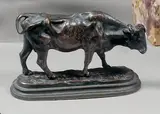 Vache au pré by Isidore Bonheur, Bronze à patine brune, sold Jun 2010