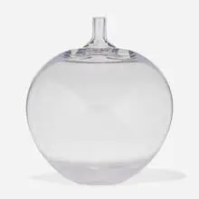 Apple vase by Ingeborg Lundin, 1957, blown glass, sold Jun 2022