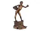 Der Wasserträger by Vincenzo Gemito, bronze, offered Jul 2015