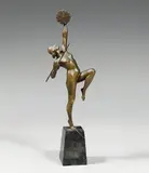 Amazone by Henry Fugère, Épreuve en bronze à patine verte, fonte d'édition ancienne sans marque ni cachet de fondeu, sold Dec 2008