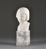Tête de fillette by Guglielmo Pugi, Marbre sculpté Avec le socle :, sold Nov 2021