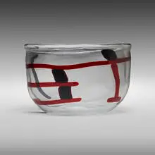 Rare Gatto bowl, model 4320 from the Con Macchie series by Fulvio Bianconi, c. 1950, internally decorated glass, sold Jun 2022
