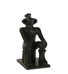 Icon North by Ivan Eyre, bronze sculpture, sold Nov 2016
