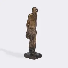 Hafenarbeiter by Waldemar Otto, 1977, Bronze, braun patiniert, sold Nov 2025