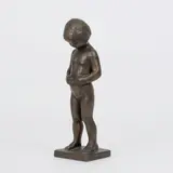 'Verdens midtpunkt' by Arne Durban, Bronze, dunkelbraun patiniert, sold Sep 2024