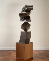 Volume figé E20 by Pol Bury, 1999, Bronze à patine brune sur socle en bois, sold Jun 2025