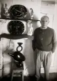 Pablo Picasso à l'atelier Madoura - Céramiques de Pablo Picasso by dit Michel Sima Michal Smajewski, Signées et annotées au crayon par son fils Pierre Sima, sold Jun 2025