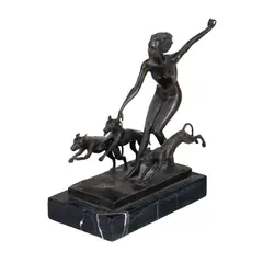 Zeița vânătorii by Josef Lorenzl, bronz, marmură, sold Oct 2026