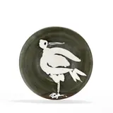 Oiseau n°82 - 1963 (AR # 482) by Pablo Picasso, R.A terre de faïence blanche, décor à l'engobe sous couverte partielle au pinceau, patine noire, sold May 2023