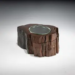 Behälter by Pietro Chiesa, um 1938, Nussbaumholz, dunkel gebeizt, Glas, farblos (Fontana Arte, Mailand), sold Oct 2026