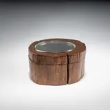 Behälter by Pietro Chiesa, um 1938, Nussbaumholz, dunkel gebeizt, Glas, farblos (Fontana Arte, Mailand), sold Oct 2026