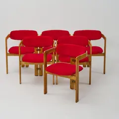 Sechs Stühle 'Pamplona' by Augusto Savini, 1965, Eschenholz, roter Textilbezug, Aluminiumbeschläge (Cesare & Eugenio Pozzi, Mariano Comense), sold Oct 2026