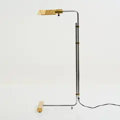 Stehleuchte 'Backslider LZ 17' by Cedric Hartman, 1966, Metallrohr, verchromt, Messing (Jack Lenor Larsen Inc., Schweiz), sold Oct 2026