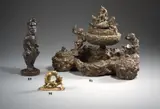 Encrier aux singes savants by Christophe Fratin, Bronze à patine brun clair, sold Dec 2023