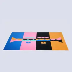 Teppich aus der 'Ollo'-Kollektion by Alessandro Mendini, 1988, Assur Carpets, Belgien für Alchimia, Mailand (196 x 133 cm), sold Oct 2026