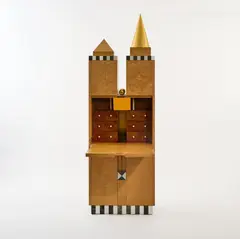 Schreibsekretär 'Frankfurter Hochhausschrank F1' by Berghof, Landes & Rang, 1985, Vogelaugenahorn, verschiedene Marmorsorten, Ebenholz, Bruyère, Wurzelmaser und Blattvergoldung (weiß) (Draenert, Immenst, sold Mar 2026