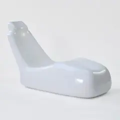 Sessel 'Moby Dick' by Alberto Rosselli, 1974, Glasfiberverstärktes Polyester, weiß lackiert (Saporiti, Mailand), sold Oct 2024