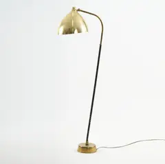 Stehleuchte by Lisa Johansson-Pape, 1940, Messingrohr, Messingblech, Kunststoffummantelung, schwarz (Stockman Orno Oy, Kerava), sold Dec 2023