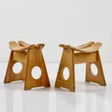 Zwei Hocker by Gilbert Marklund, um 1970, Kiefernholz (Furusnickarn AB, Schweden), sold Oct 2023
