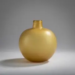 Vase 'Velato' by Carlo Scarpa, um 1940, 3911 (Modell-Nr), sold Jun 2022