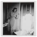 Mary Callery et Pablo Picasso inondé de lumière - Antibes, août 1939 by dite Dora Maar Henriette Theodora Markovitch, Épreuve argentique d'époque, tirée par contact, sold Jun 2022