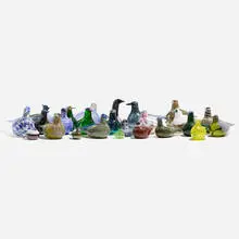 Collection of twenty-five Birds by Oiva Toikka, c. 1990-2000, hand-blown glass, sold Nov 2021