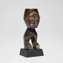 Ceremonial cup by Bushongo, carved wood, offered Apr 2026