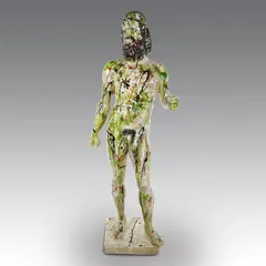 La furia del dripping sul classico by Silvio Formichetti, 2024, intervento pittorico con mixed media on scultura in plastica and resina raffigurante il bronze di Riace. Firmat, offered Jul 2026