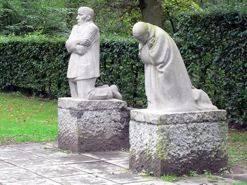 Käthe Kollwitz, Vladslo German war cemetery