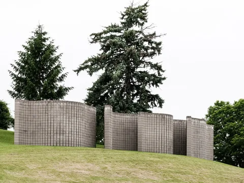 Sol LeWitt, Six Curved Walls