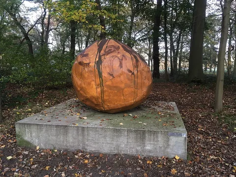 Franz West, Sphairos