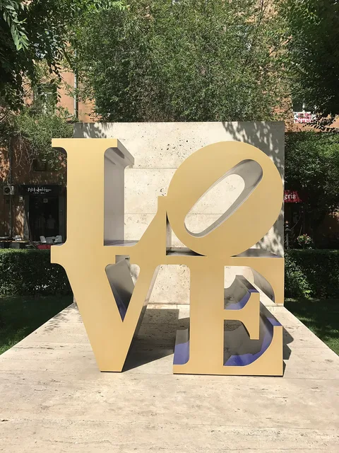 Robert Indiana, Love