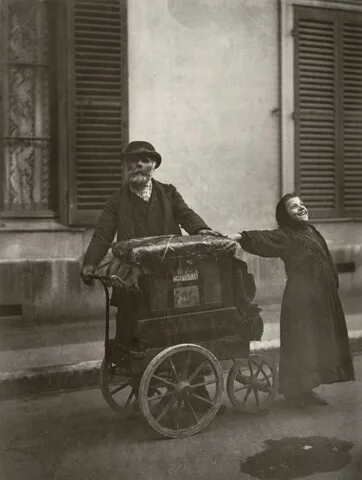 Berenice Abbott, Street Musicians