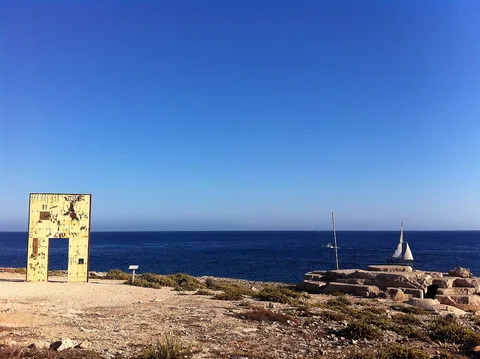 Mimmo Paladino, Door of Europe