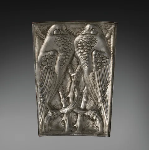 René Lalique, Section of the Two Pigeons Panel (Panneau deux pigeons)