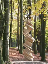 Tony Cragg, Dancing Column