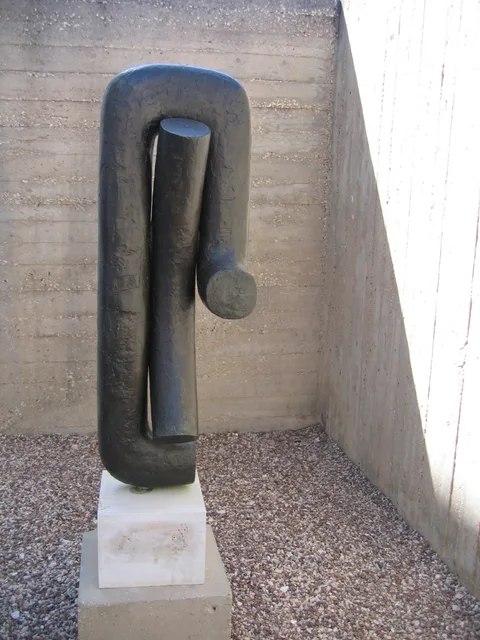 Isamu Noguchi, Khmer