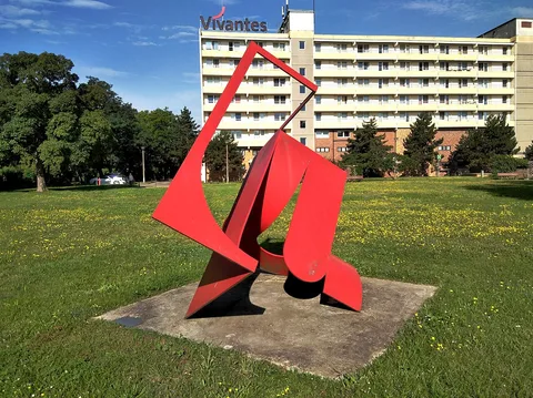 Fletcher Benton, Folded Square Alphabet U