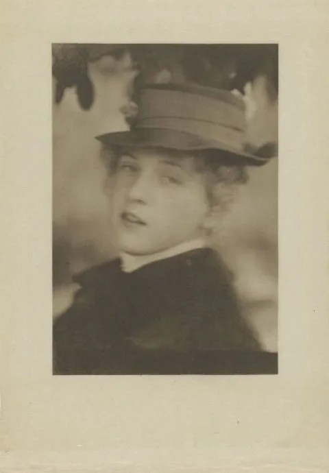 Alfred Stieglitz, Portret van Miss S.R