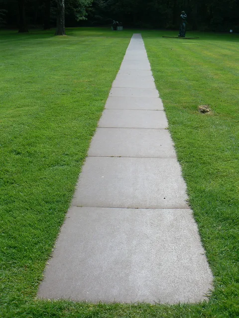 Carl Andre, 43 Roaring forty