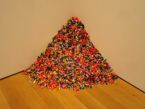 Félix González-Torres, "Untitled" (Portrait of Ross in L.A.)