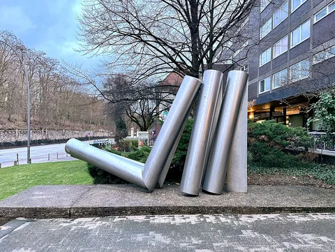 Erich Hauser, Stahlplastik 12/70