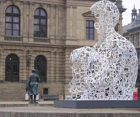 Jaume Plensa, Alphabet