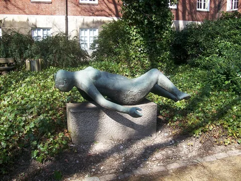 Gustav Seitz, "Große Danae"