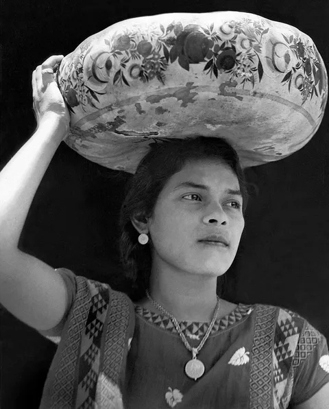 Tina Modotti, Woman of Tehuantepec