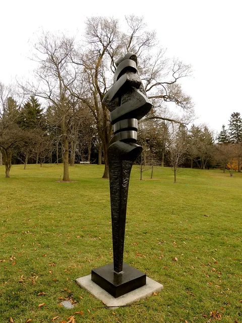 Sorel Etrog, Embrace
