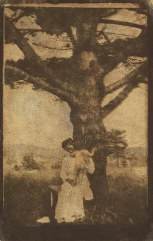 Gertrude Käsebier, Mother and Child