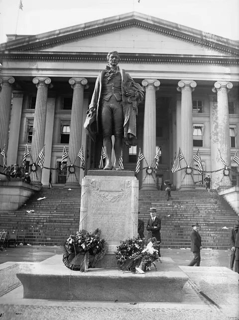 James Earle Fraser, Alexander Hamilton