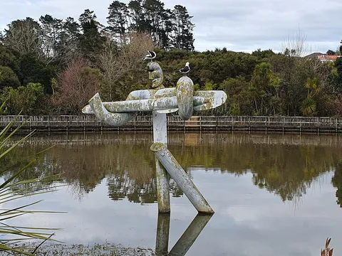Warren Viscoe, Eel Man